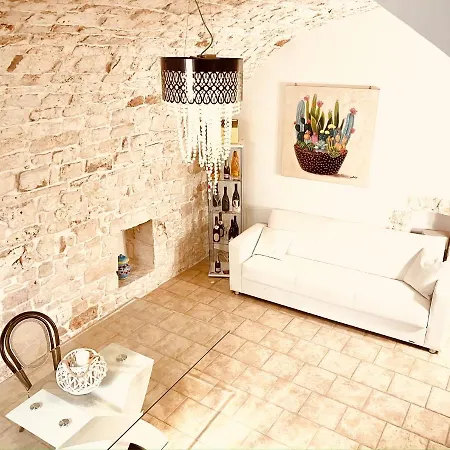Helios Vacanze Bed & Breakfast *